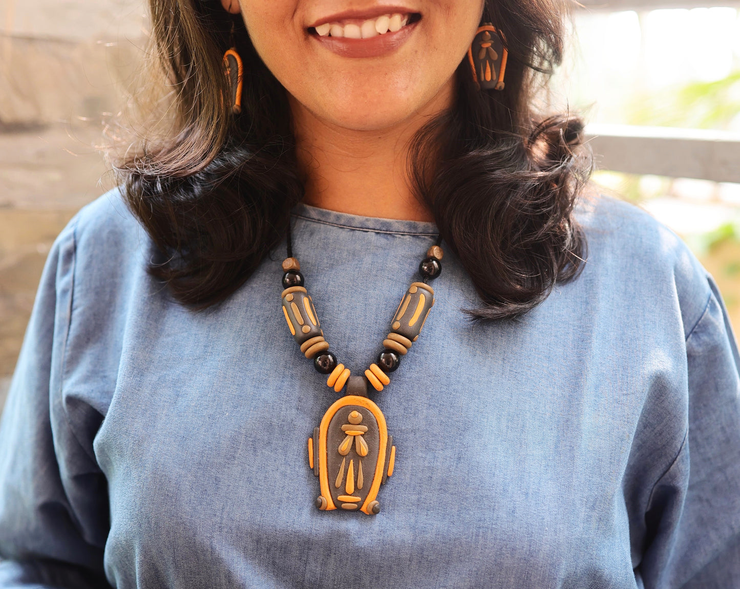 Niva Poly Ceramic Necklace & Earring set