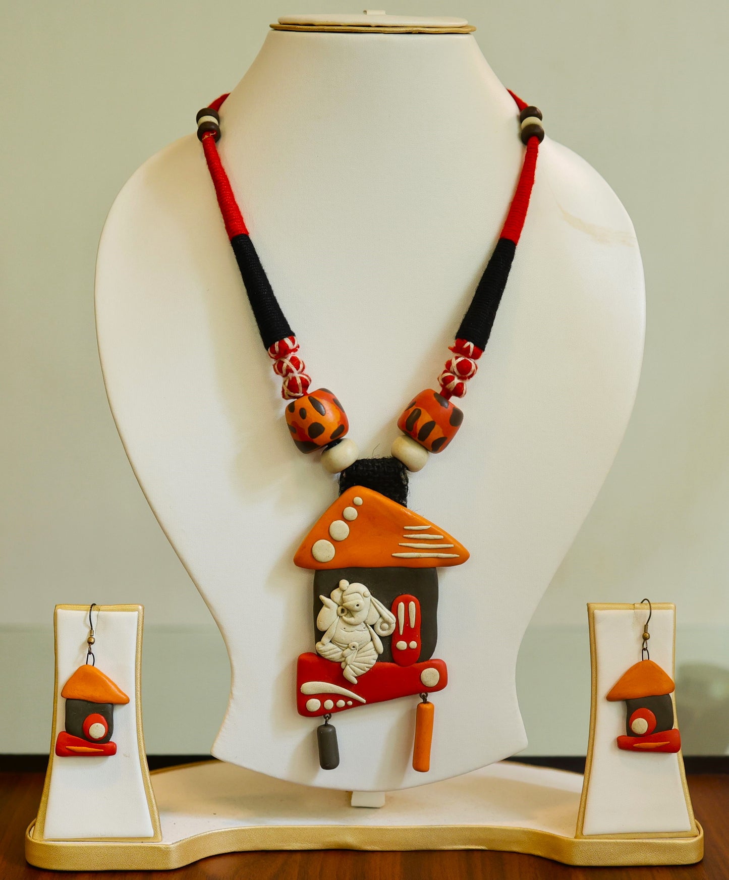 Vighnesh Poly Ceramic Necklace & Earring set