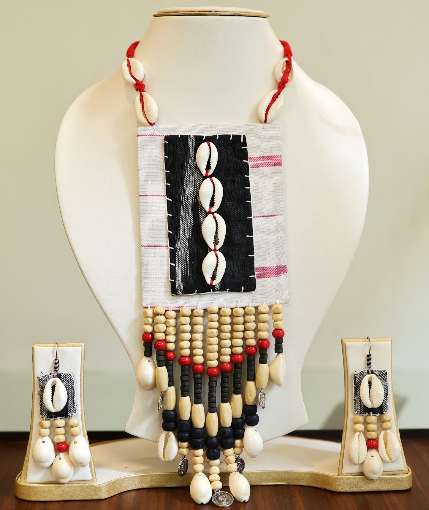 Anika Fabric Necklace & Earrings set