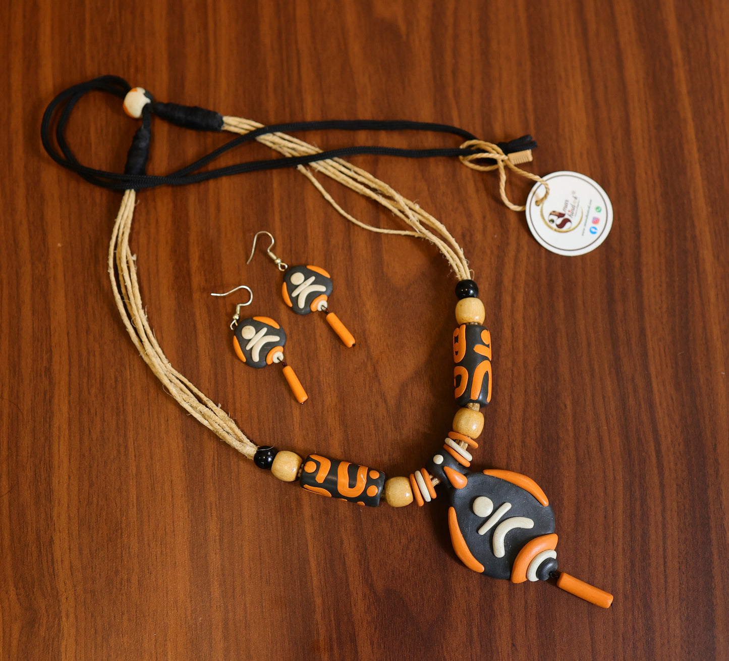 Kashvi Poly Ceramic Necklace & Earring set
