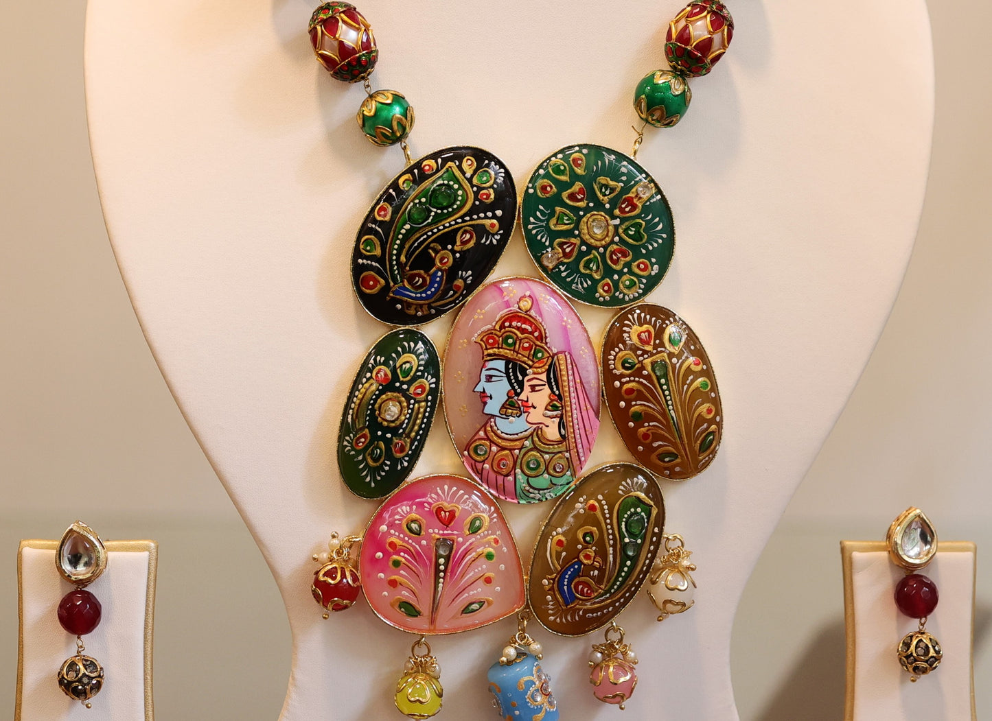 Vedanshi Tanjore Necklace & Earrings set