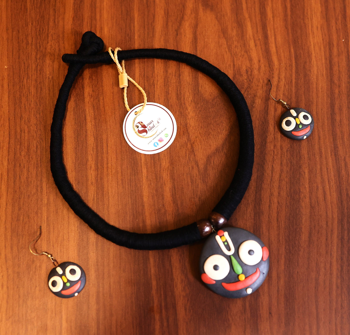 Damodara Poly Ceramic Necklace & Earring set