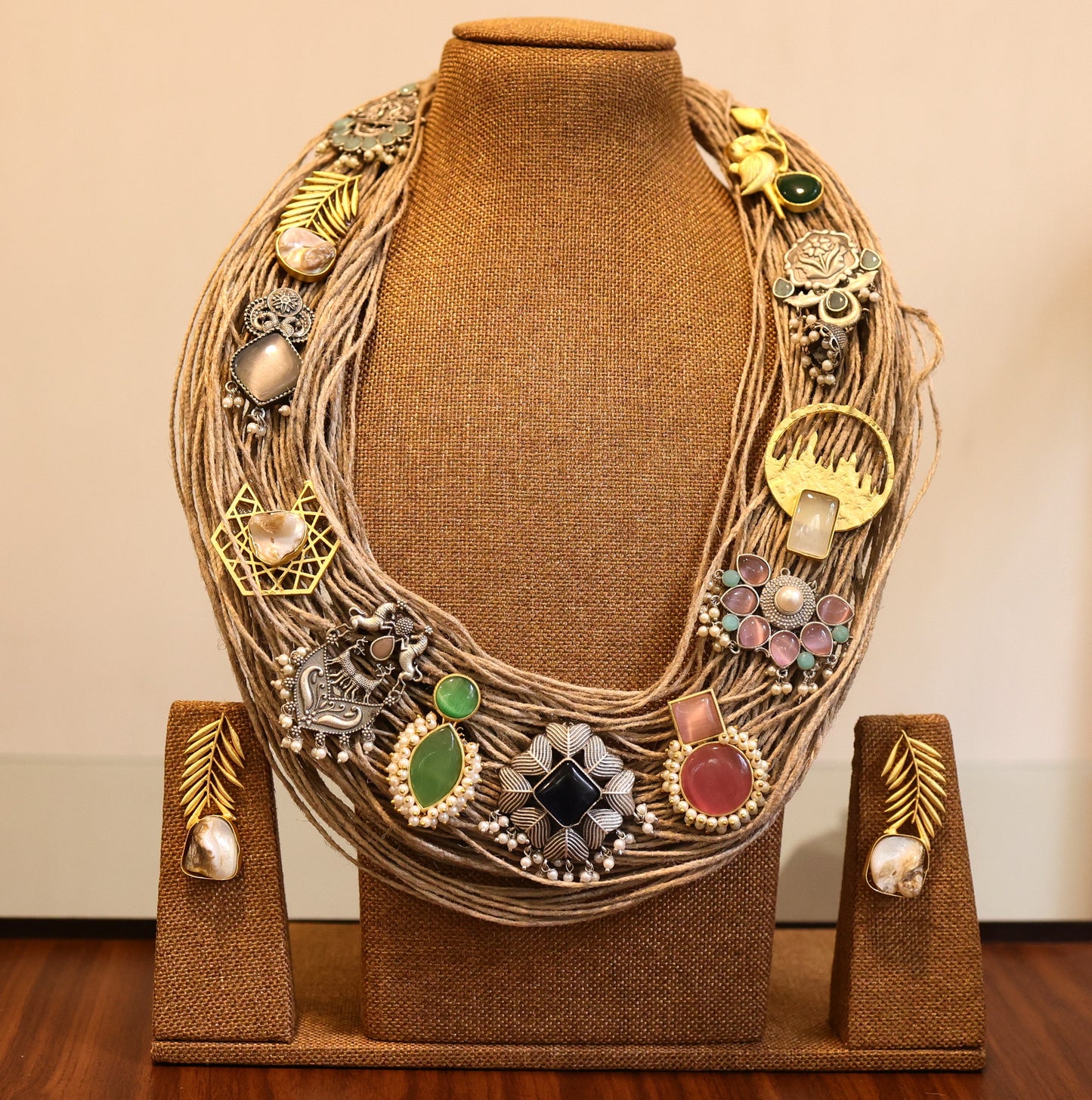 Drisana Jute Ornamental Necklace & Earrings set