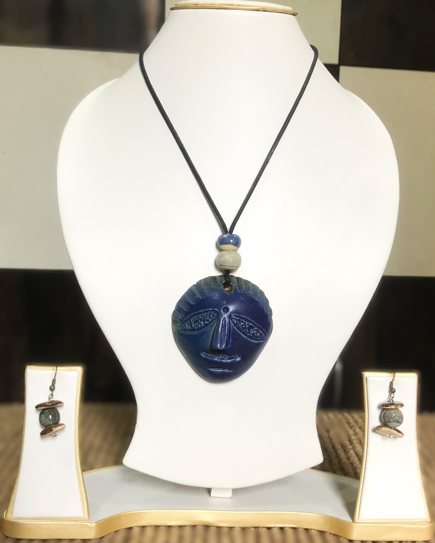 Bamby Ceramic Necklace & Earring set