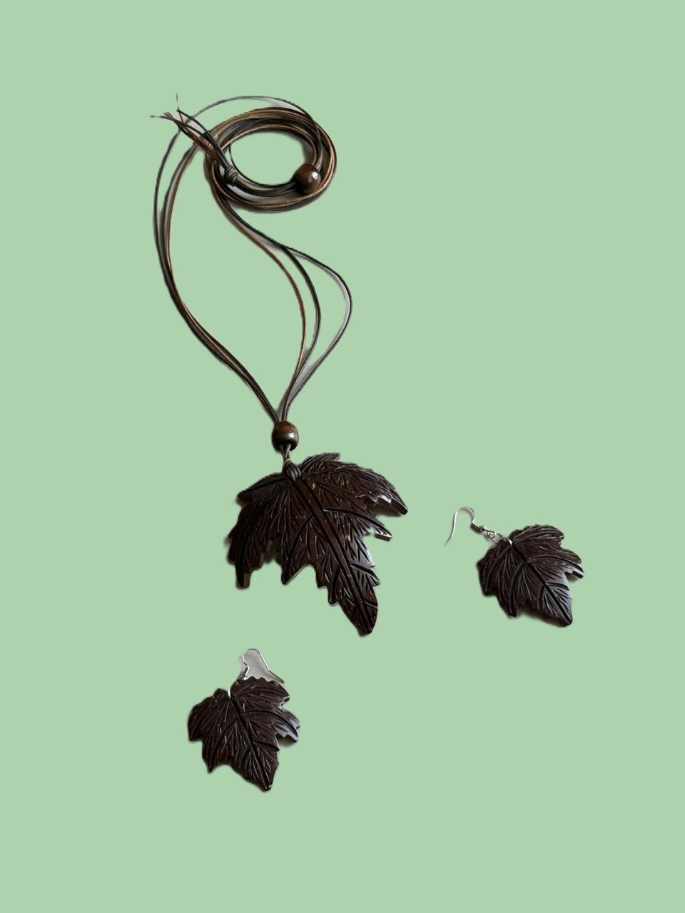 Sanaya Coco Shell Necklace & Earring set