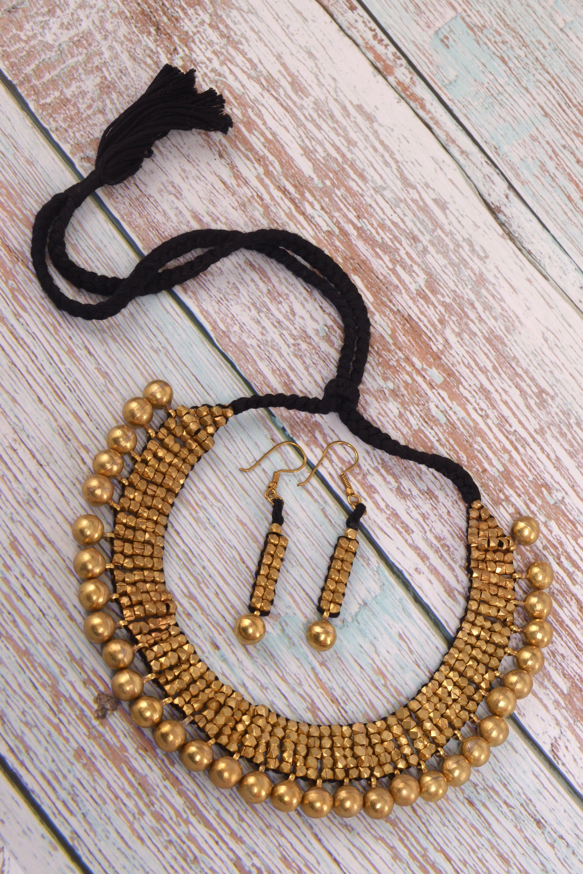 Mayra Dokra Jewellery Necklace & Earrings set