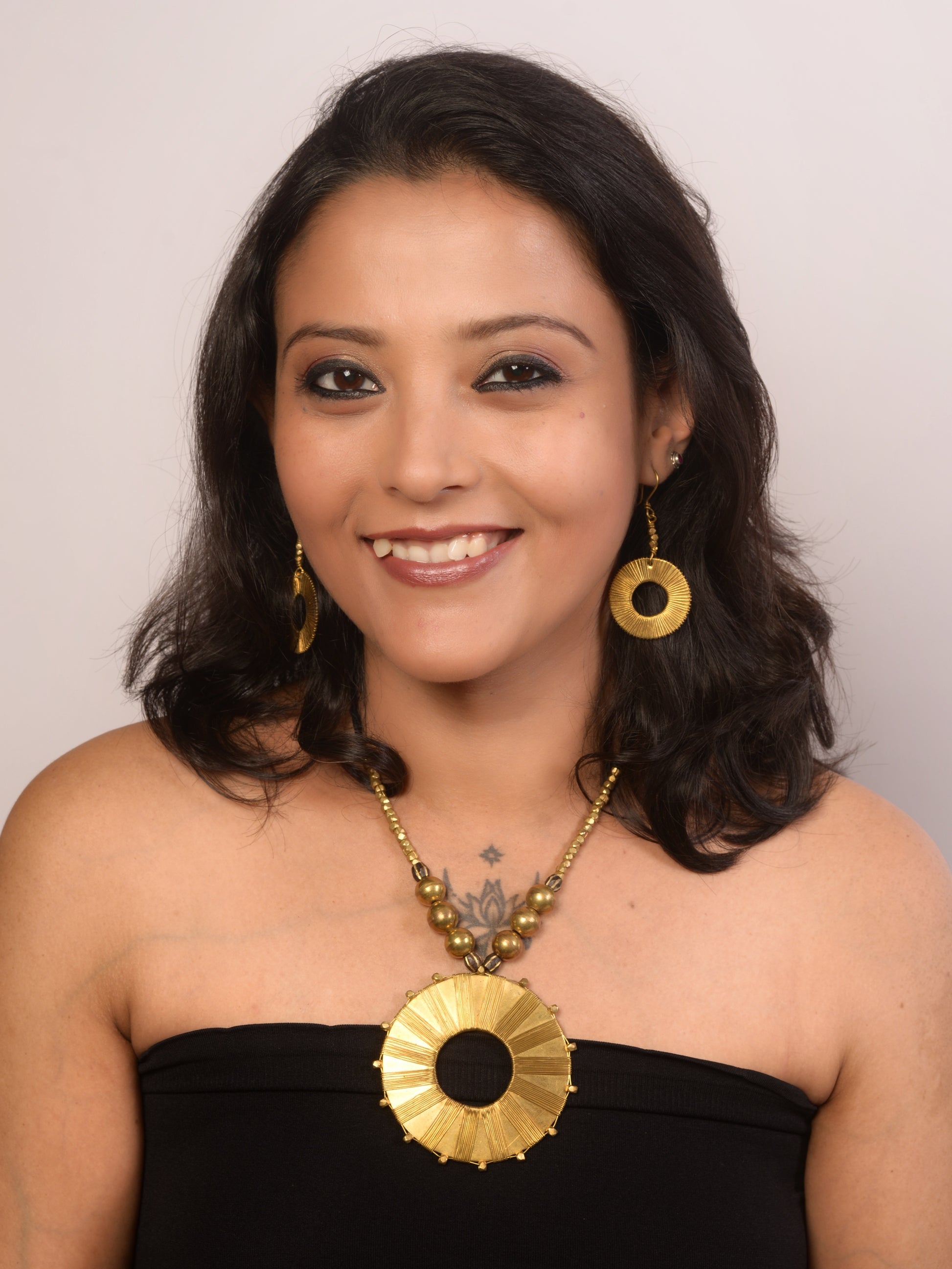 Parnika Dokra Jewellery Necklace & Earrings Set