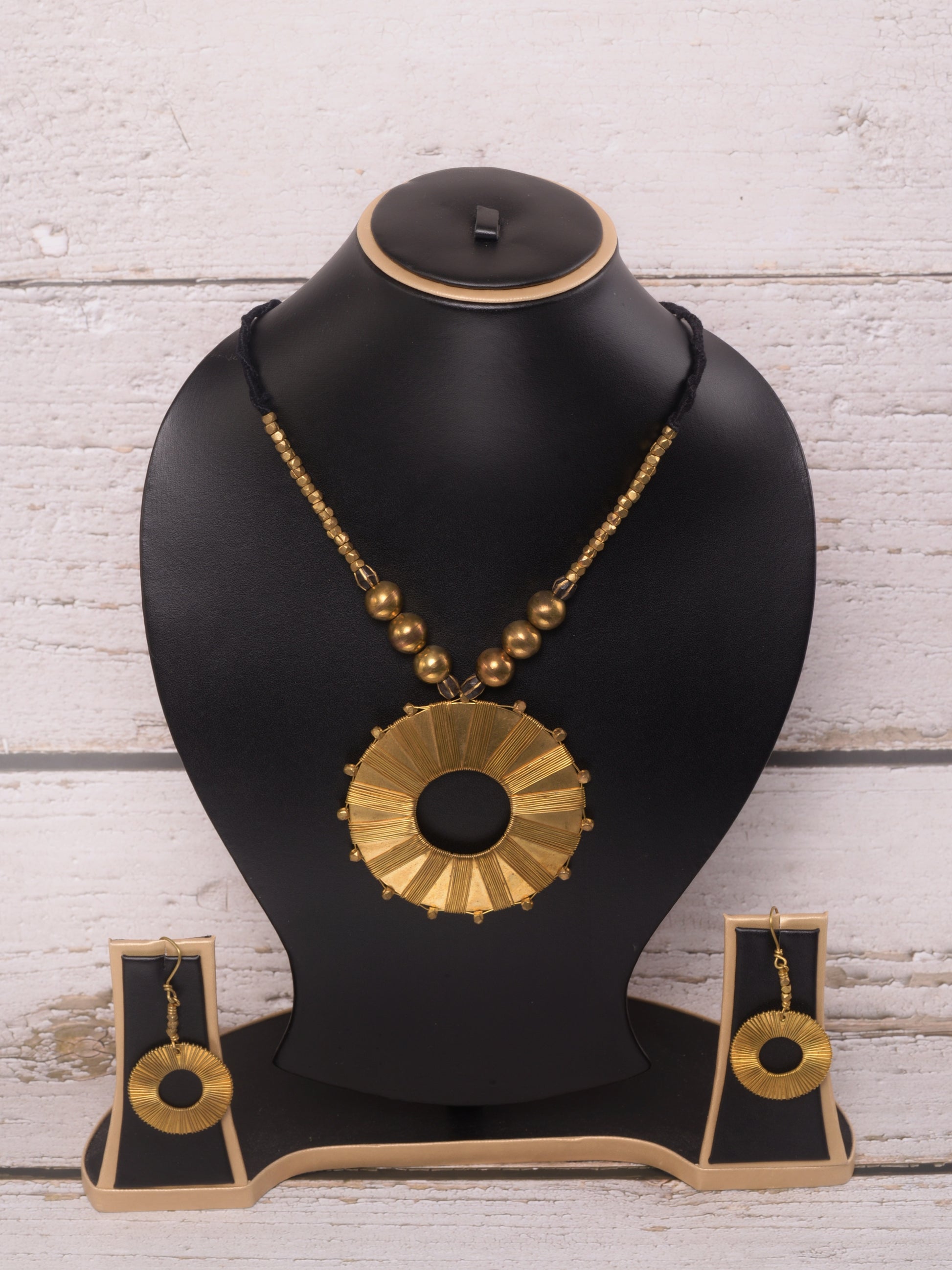 Parnika Dokra Jewellery Necklace & Earrings Set