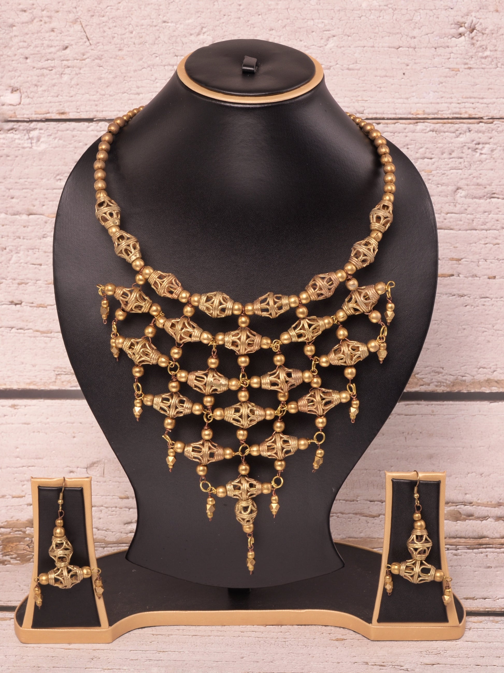 Aapti Dokra Jewellery Hasli Necklace & Earrings Set