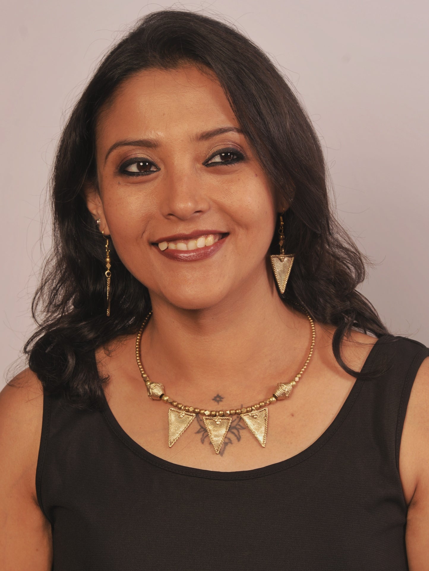 Arjita Dokra Jewellery Hasli Necklace & Earrings Set