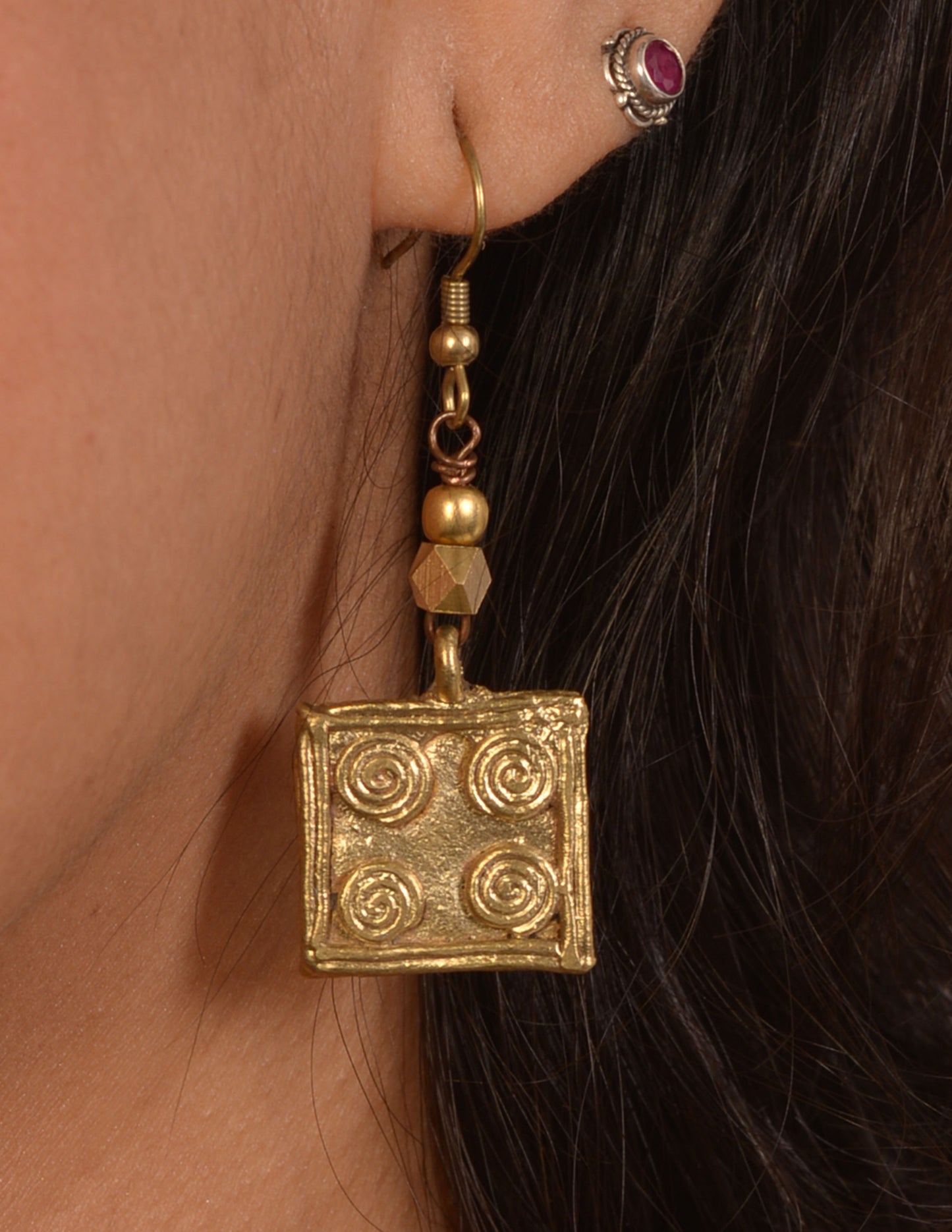 Anvi Dokra Jewellery Hasli Necklace & Earrings Set