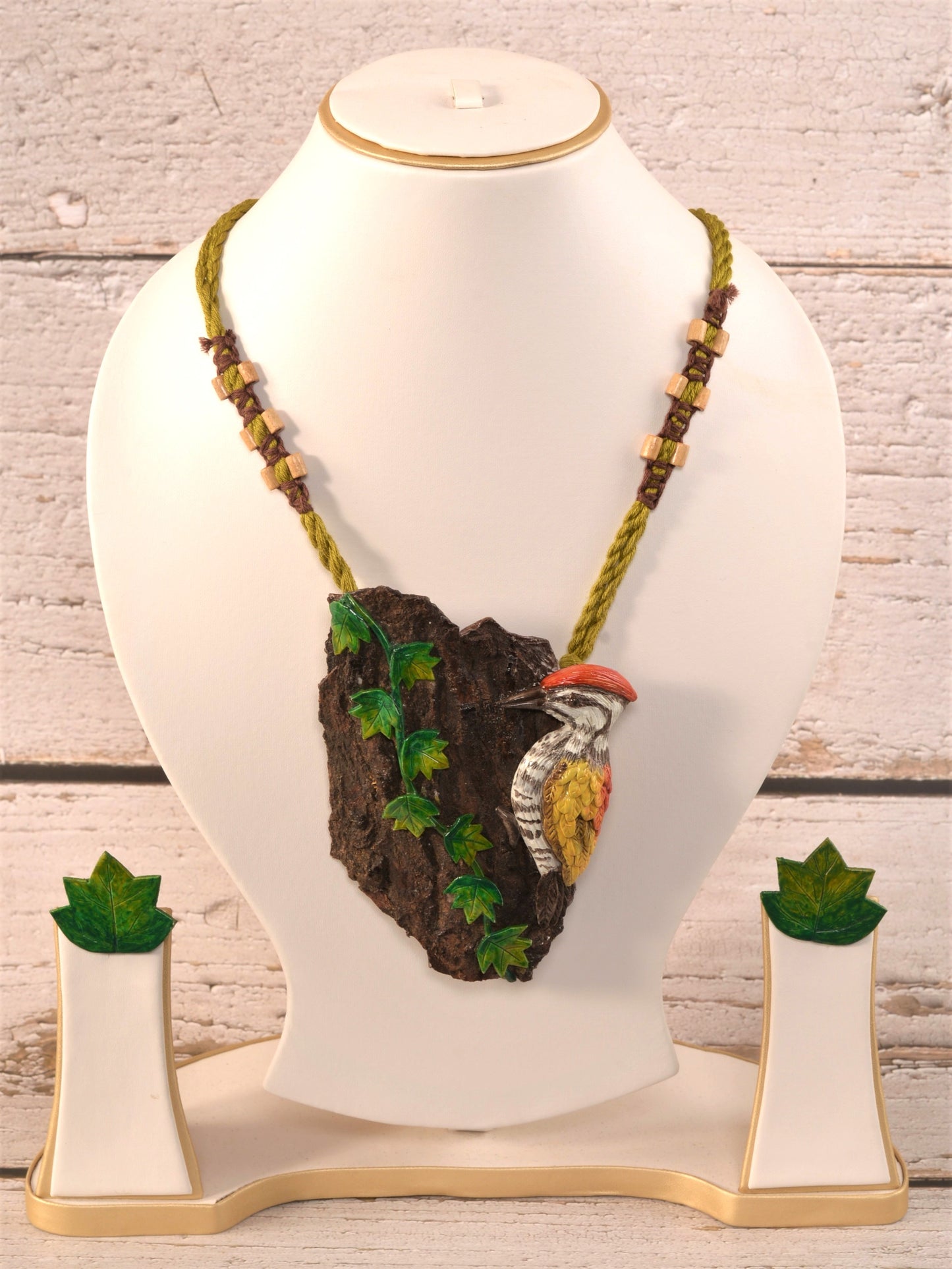 Tuhi Woodpecker Clay Necklace & Earring set