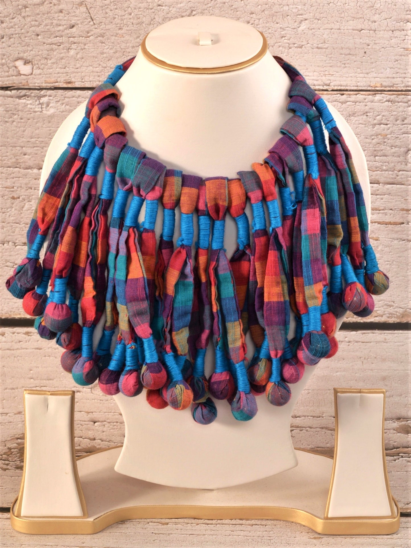 Aavani Fabric Necklace