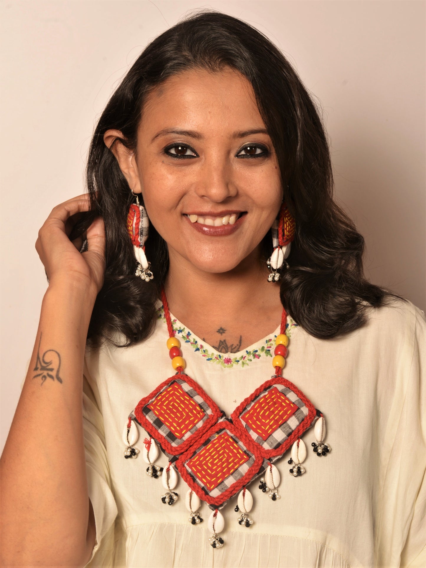 Abhigna Fabric Necklace & Earrings set