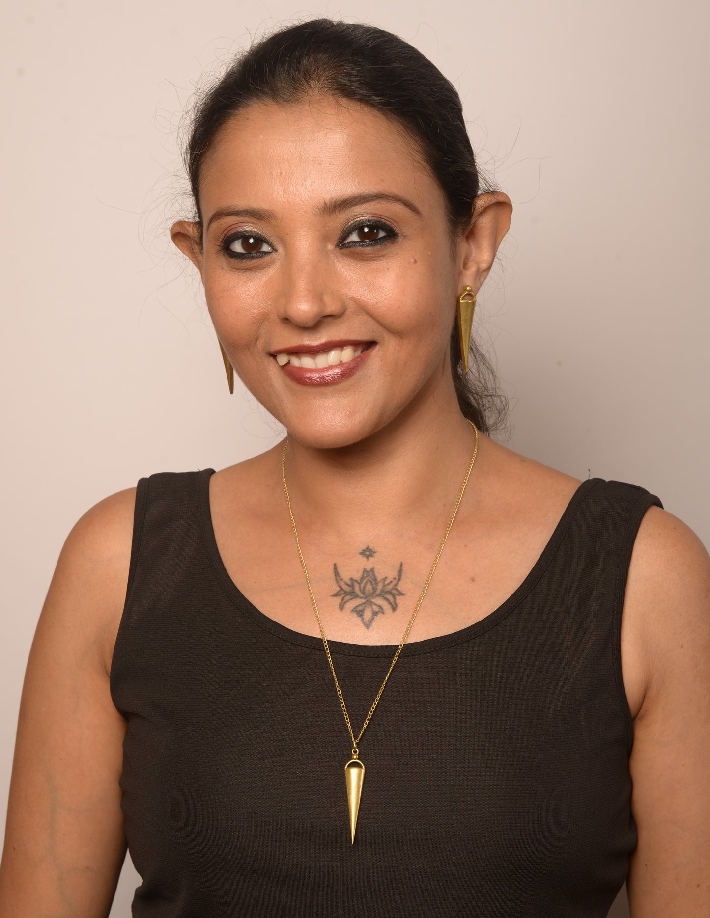 Devishi Brass Pendant & Earrings set