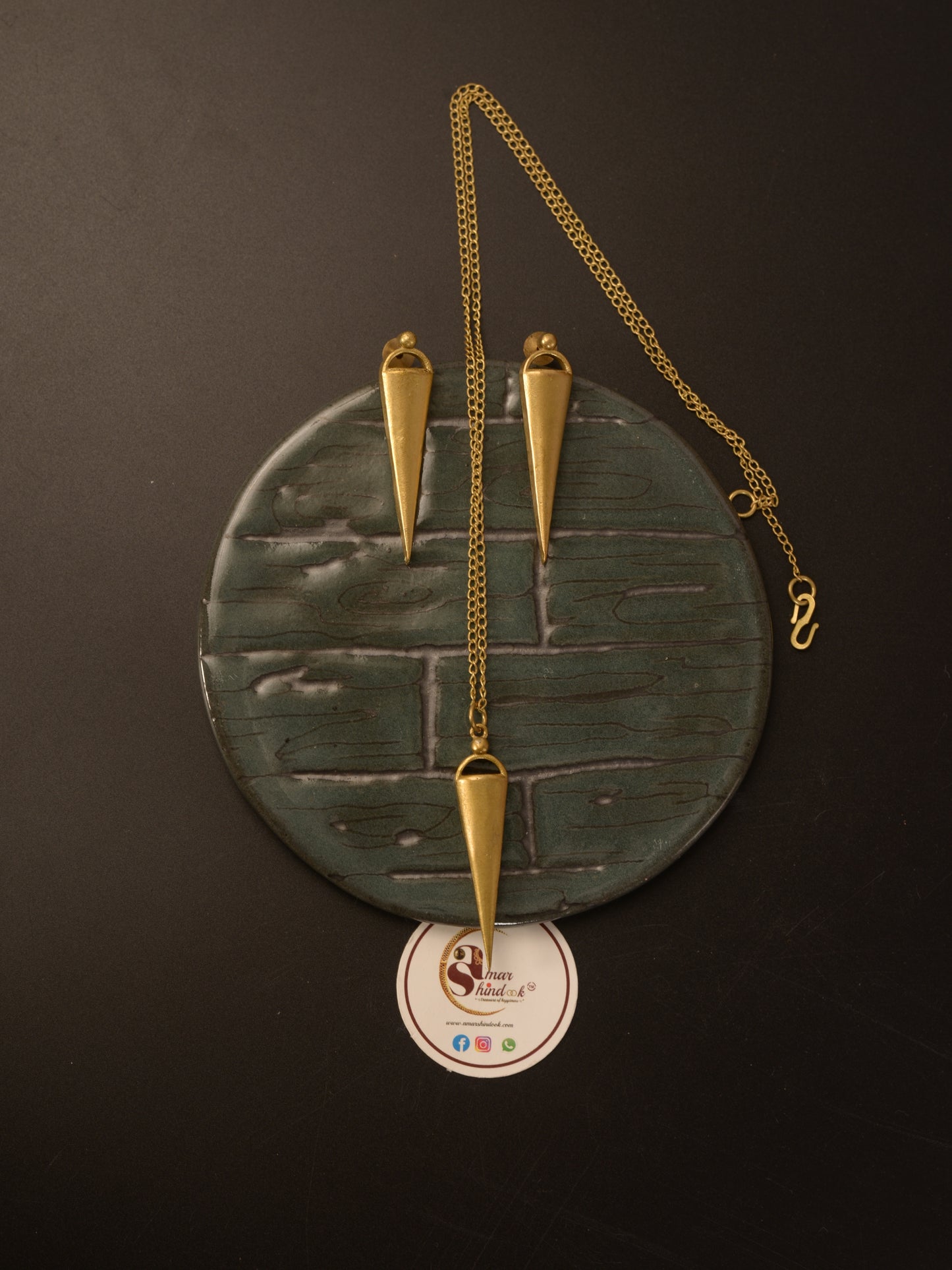 Devishi Brass Pendant & Earrings set