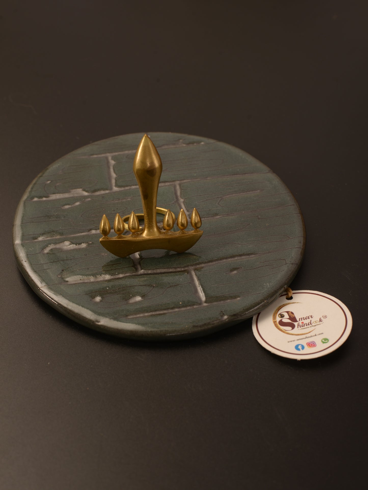 Drishya Brass Finger Ring