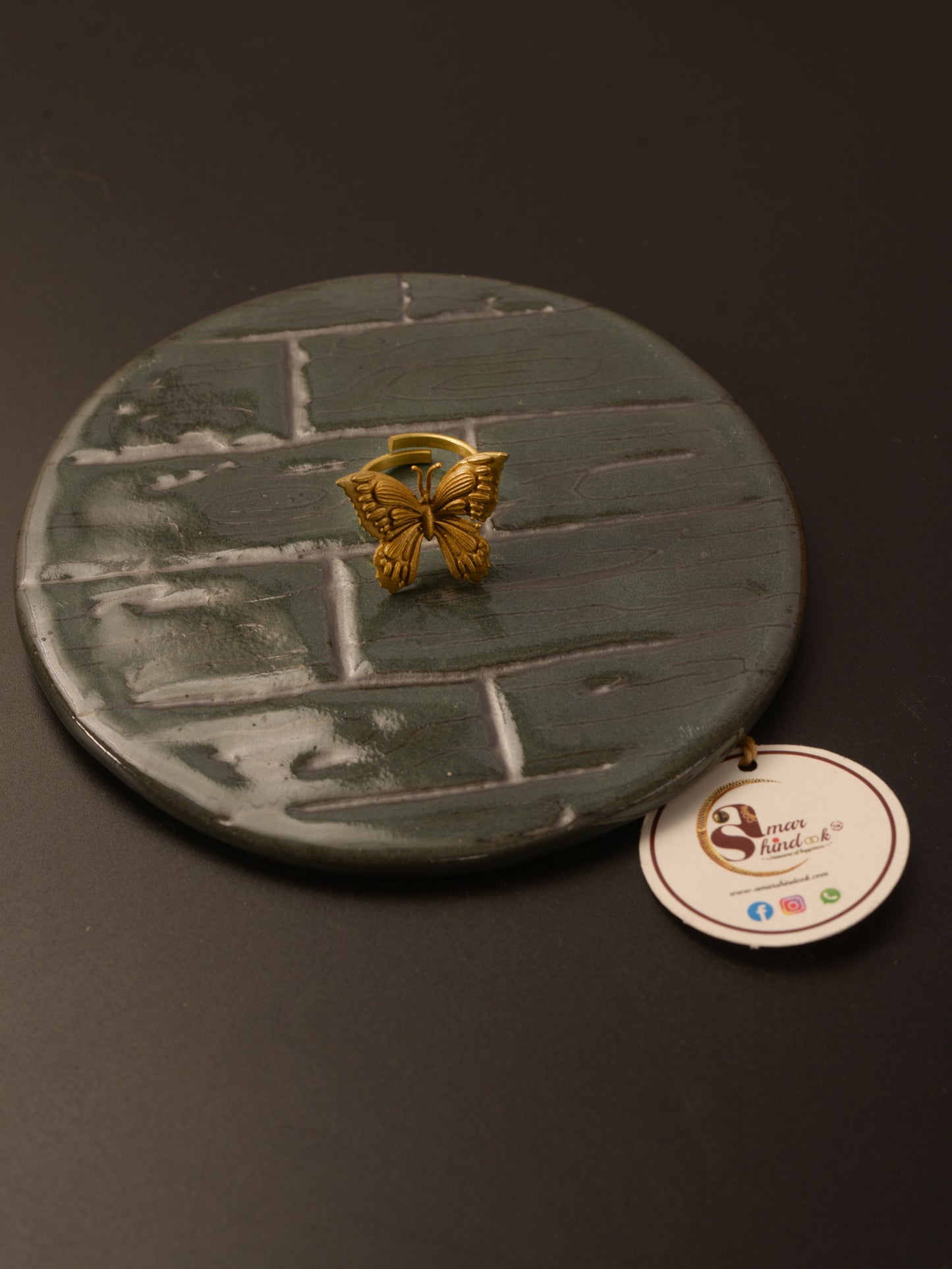 Idika Brass Finger Ring