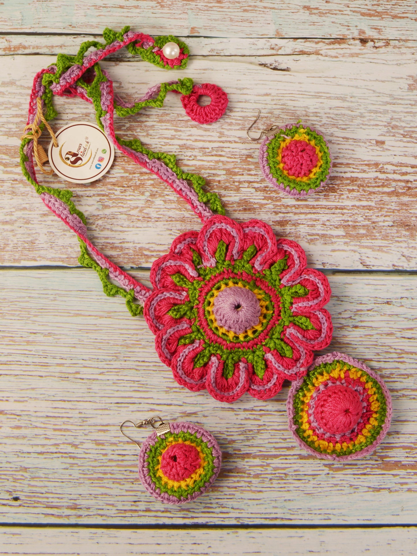 Aanandi Crochet Necklace & Earrings set