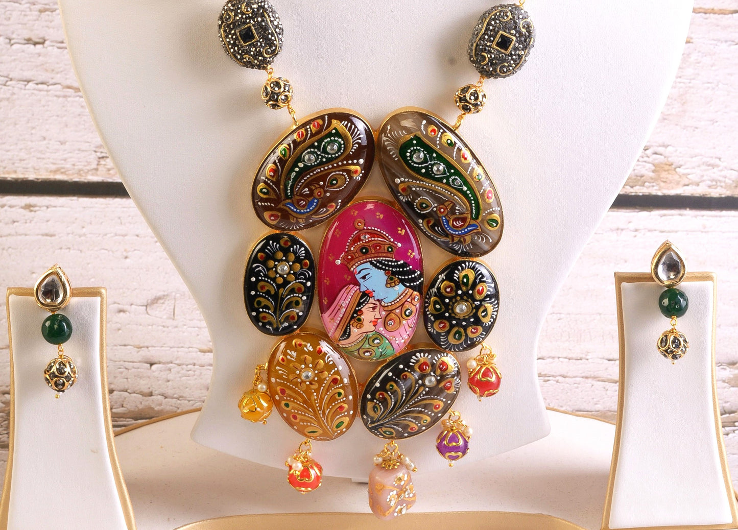 Chitrangada Tanjore Necklace & Earrings set