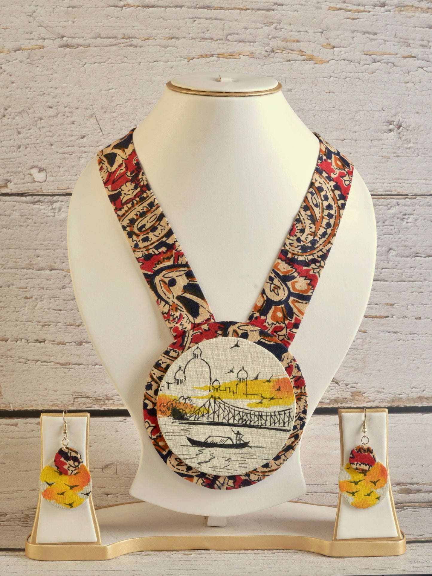 Abhisri Fabric Kolkata Theme Necklace & Earrings set