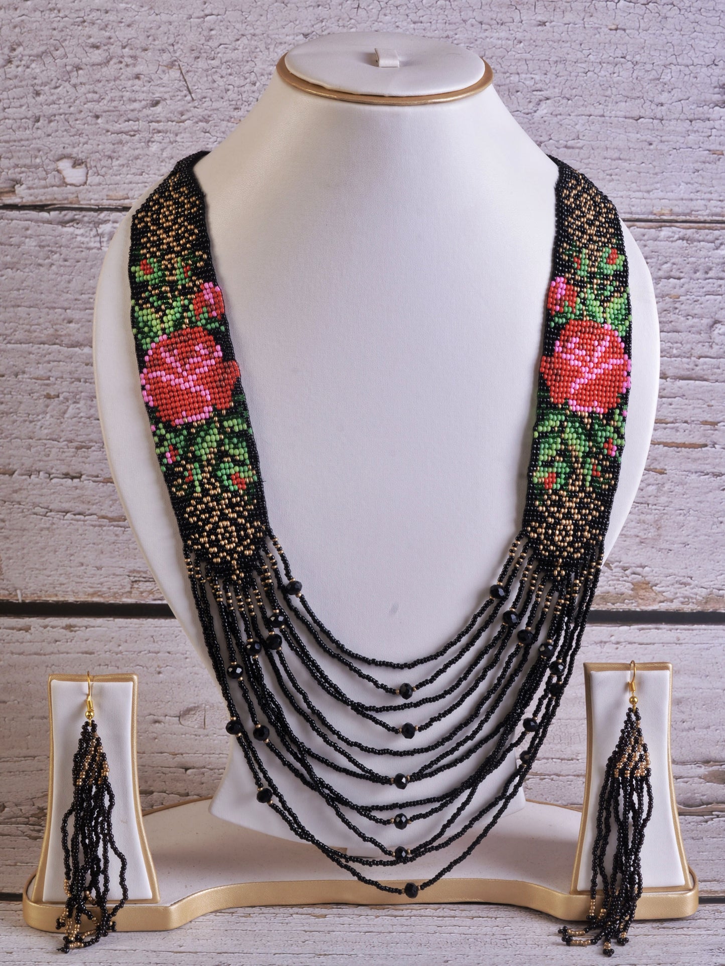 Eve Beads Necklace & Earrings Set