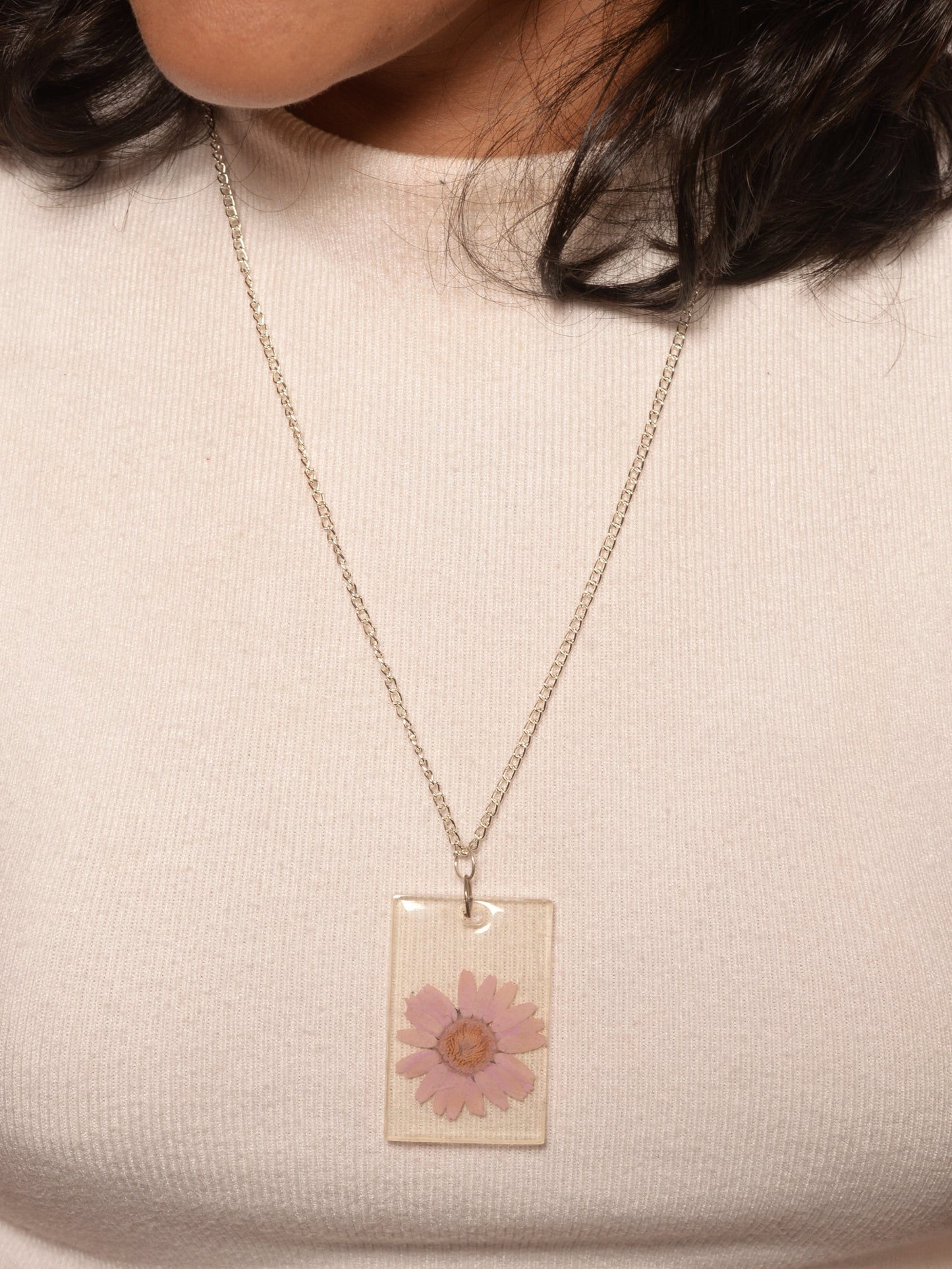 Anna Resin Pendant & Earrings set