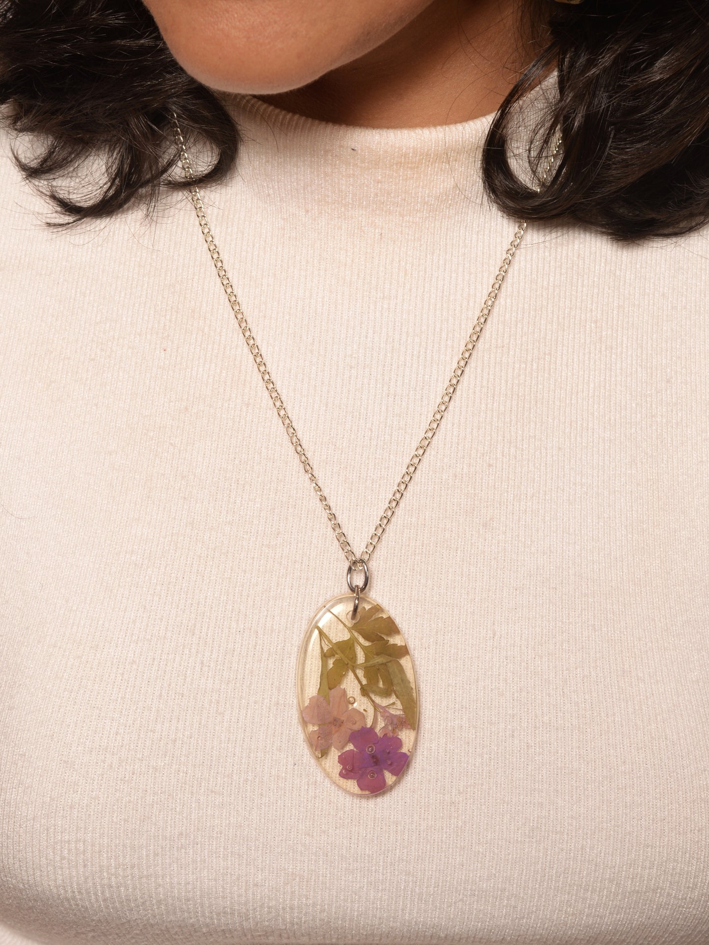 Susan Resin Pendant & Earrings set
