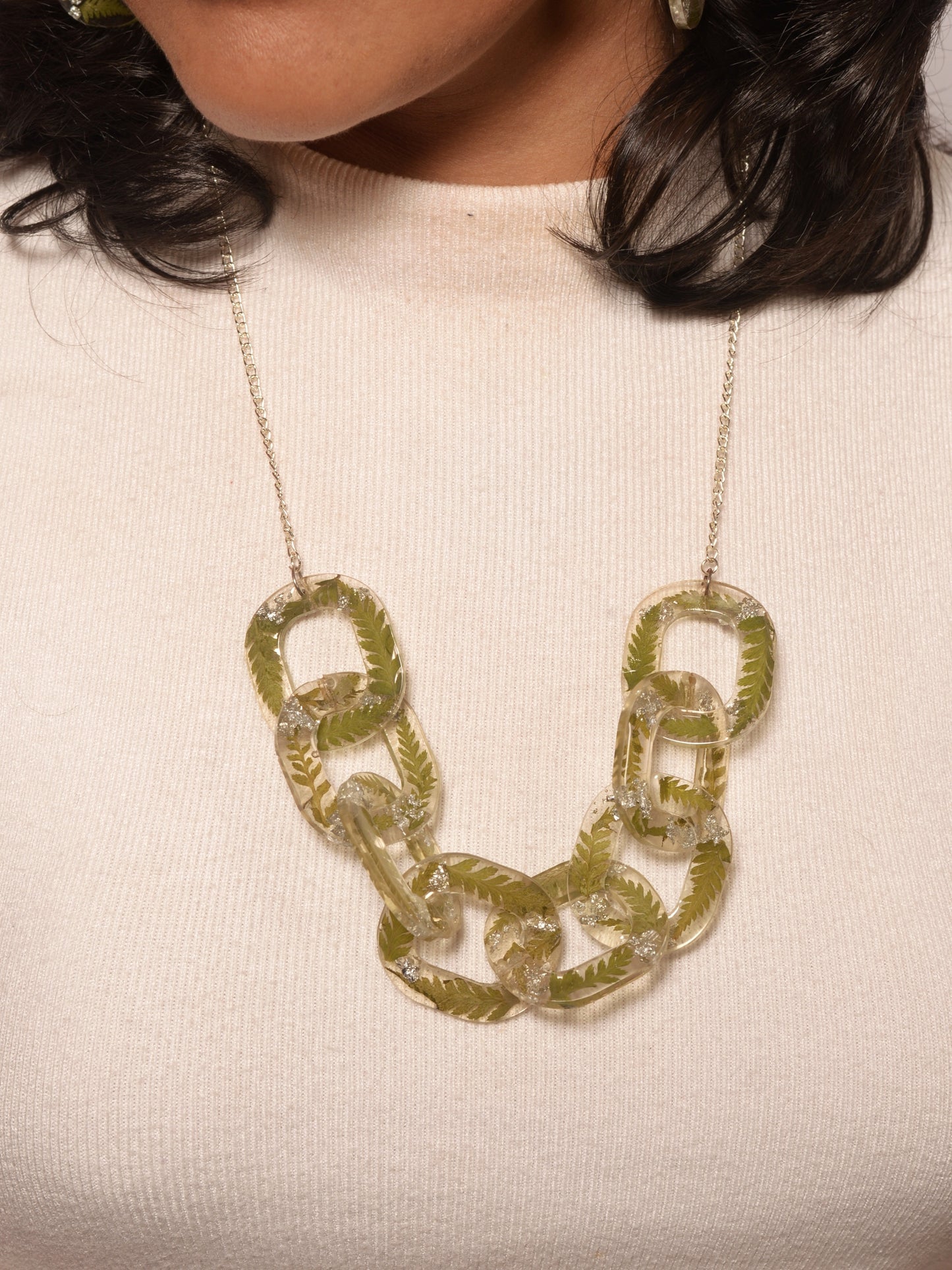 Nancy Resin Pendant & Earrings set