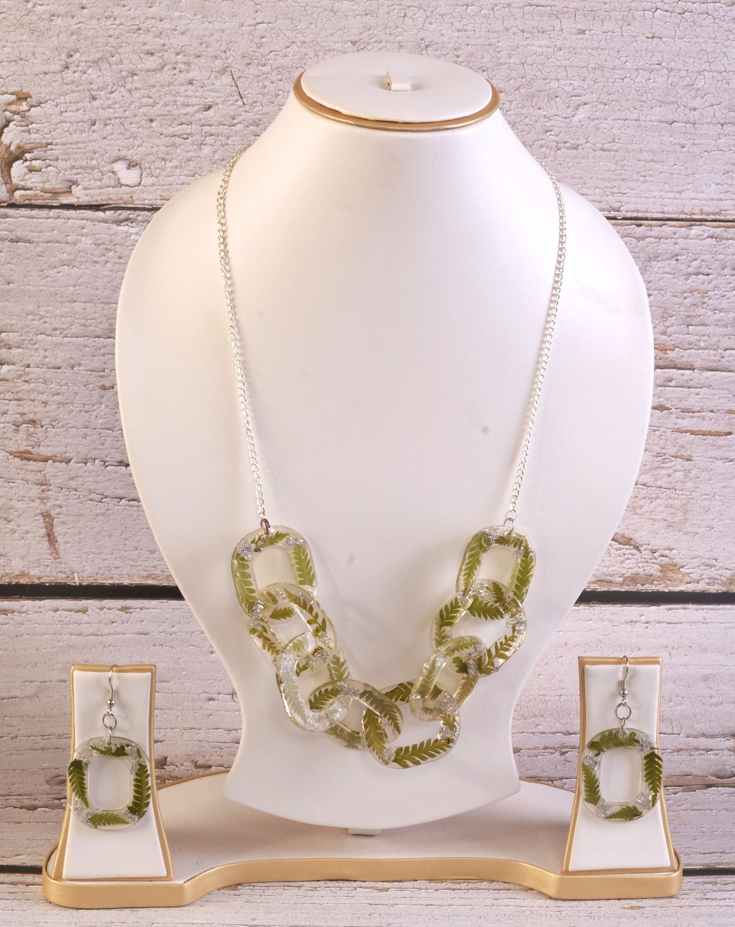 Nancy Resin Pendant & Earrings set