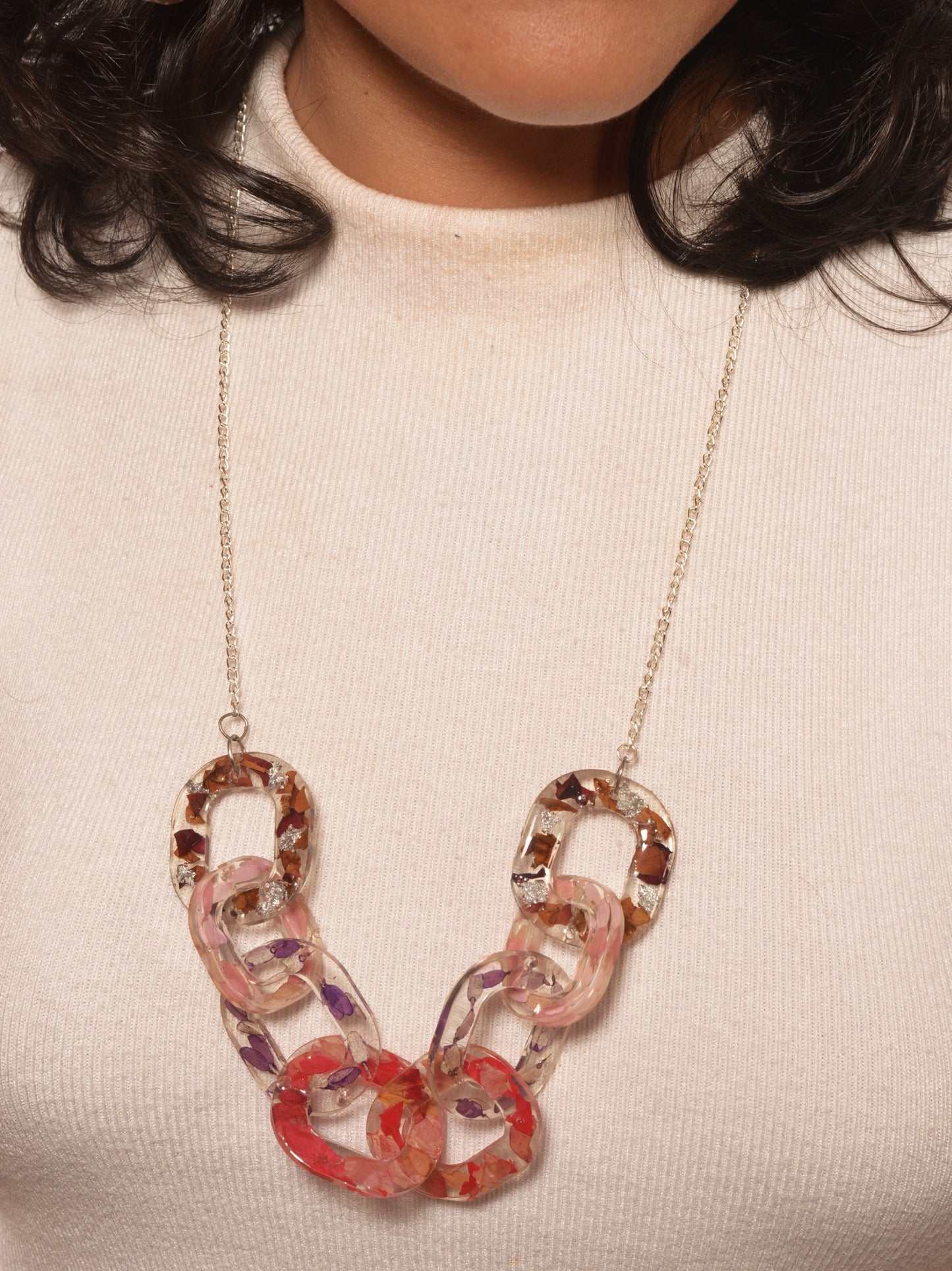 Sandra Resin Pendant & Earrings set