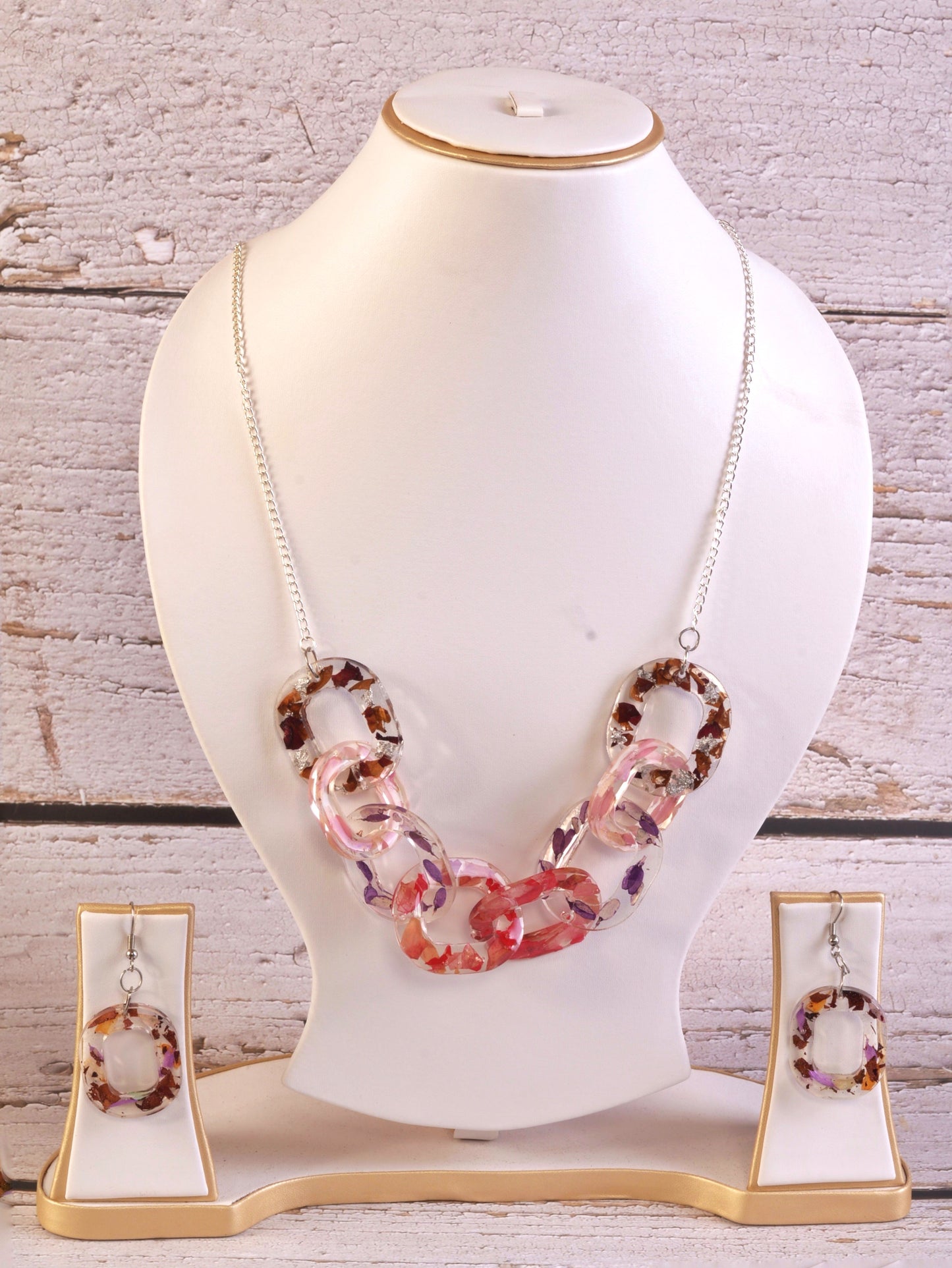 Sandra Resin Pendant & Earrings set