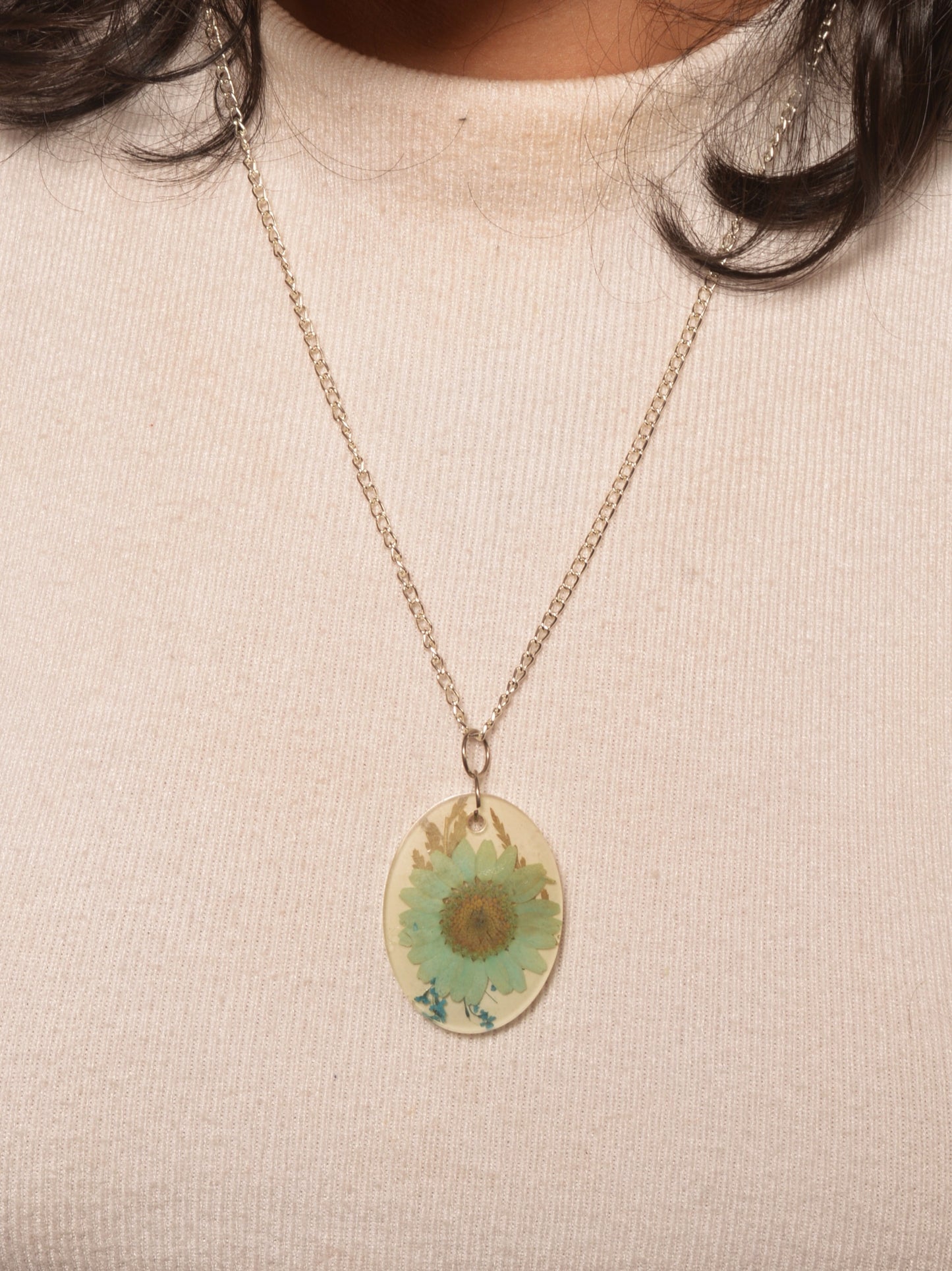 Sarah Resin Pendant & Earrings set
