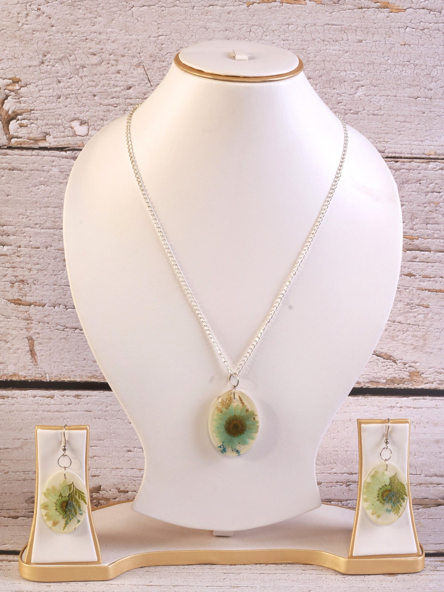 Sarah Resin Pendant & Earrings set