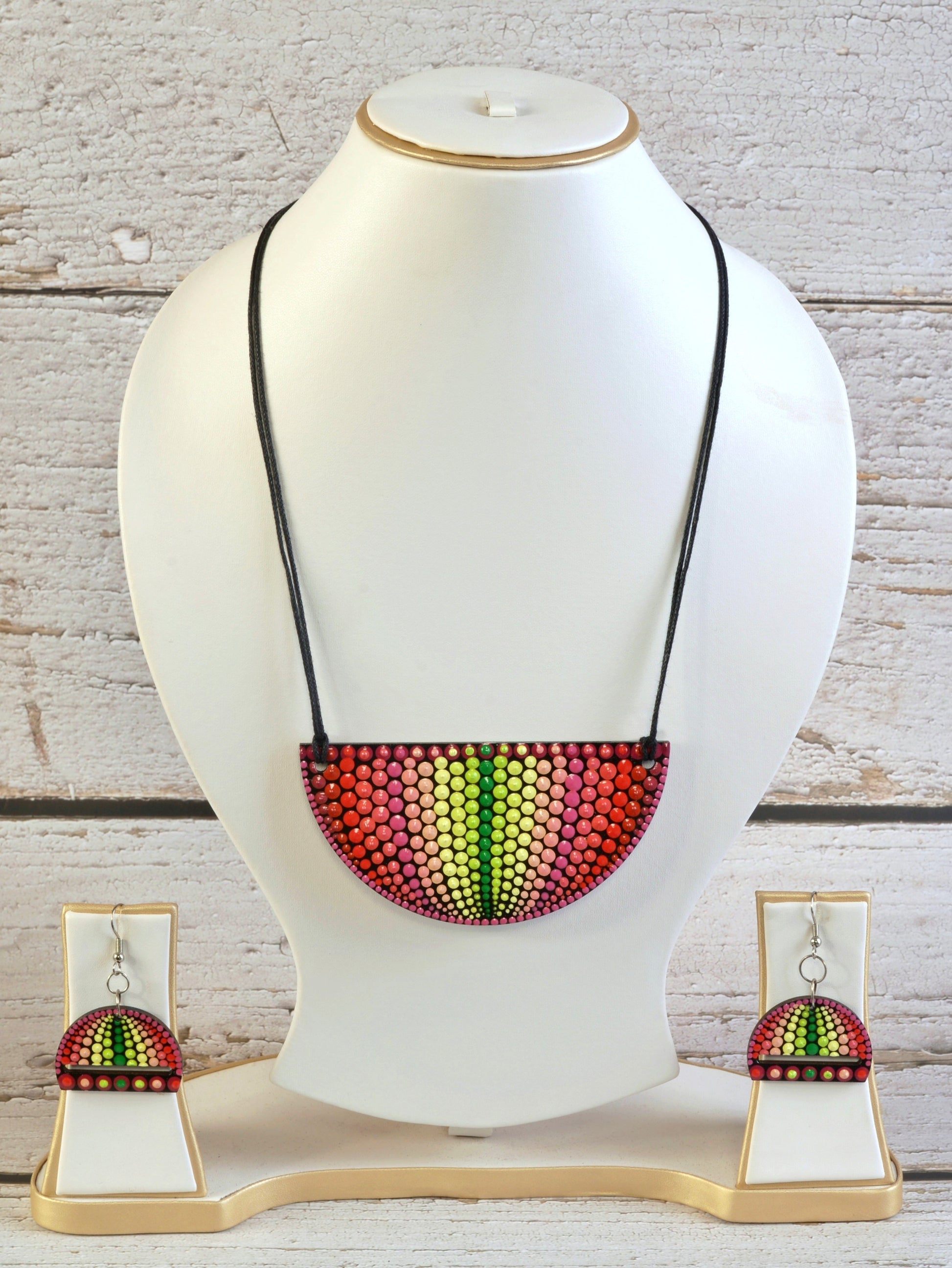 Divya Mandala Pendant & Earrings set