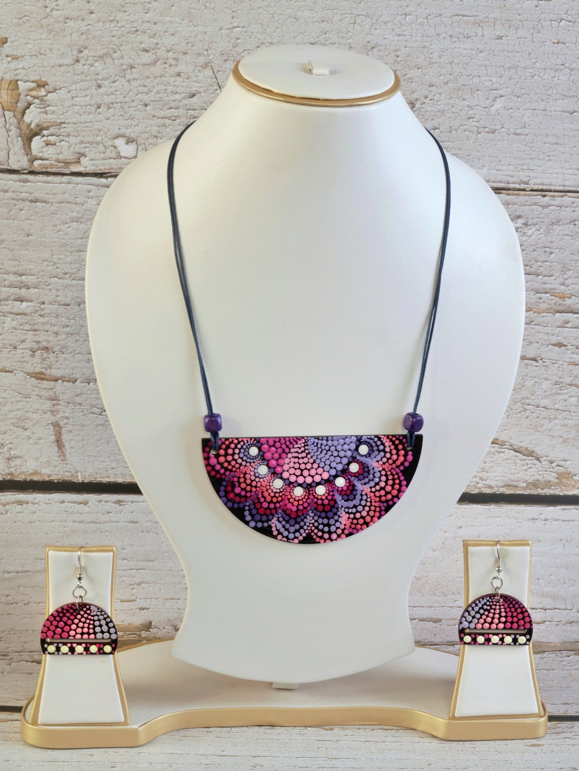 Eesha Mandala Pendant & Earrings set