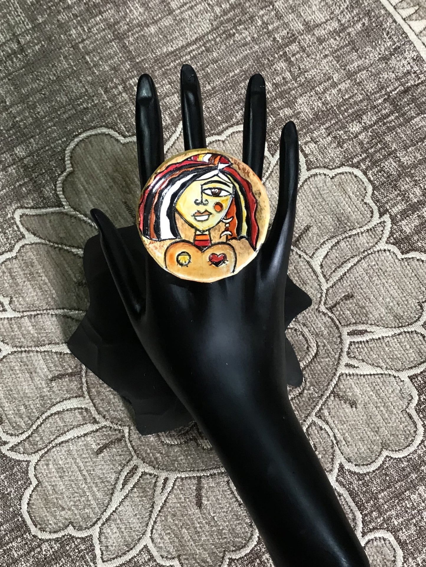 Rima Clay Finger Ring