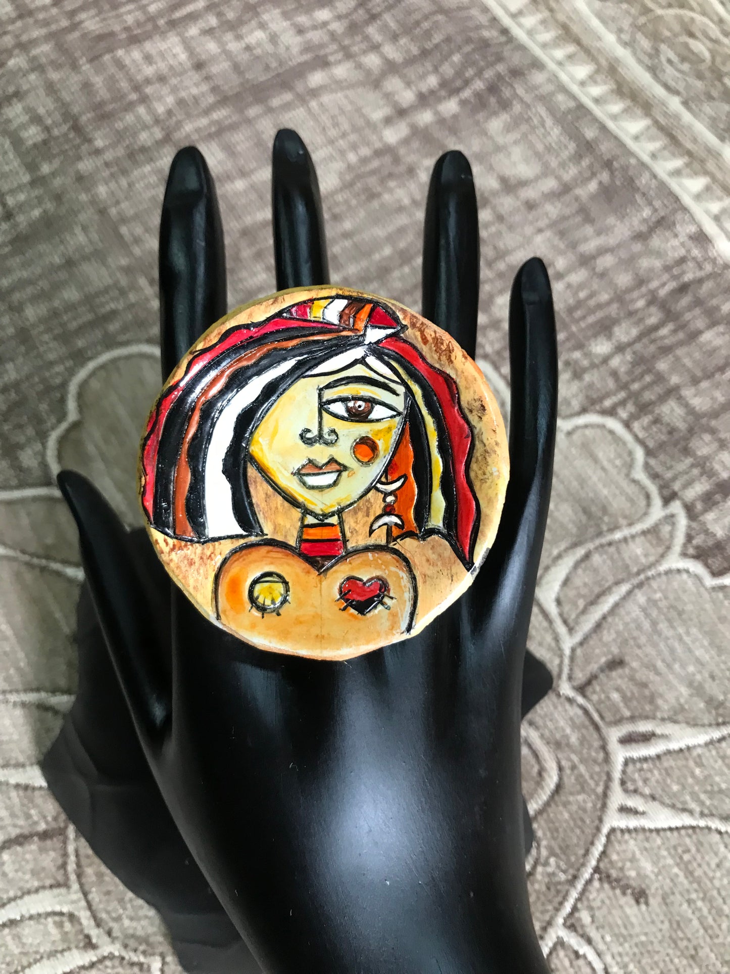 Rima Clay Finger Ring