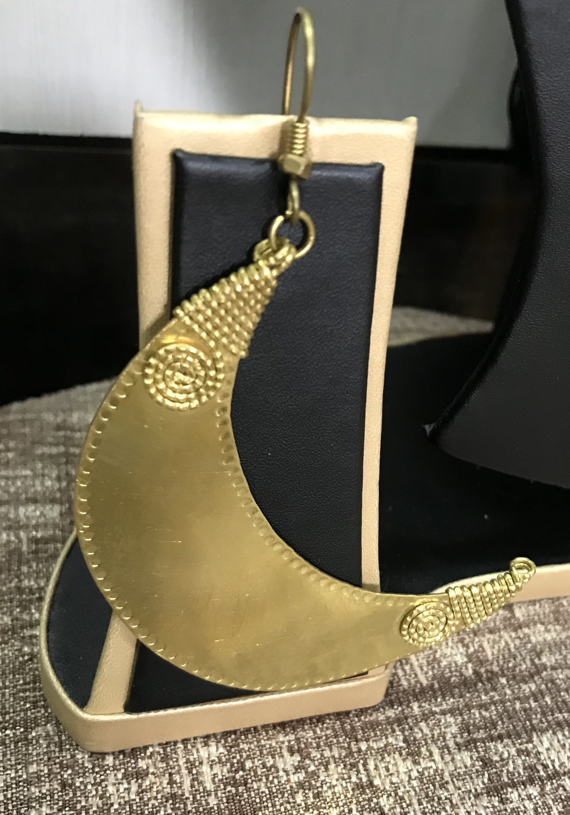 Ojasvi Dokra Jewellery Necklace & Earrings Set