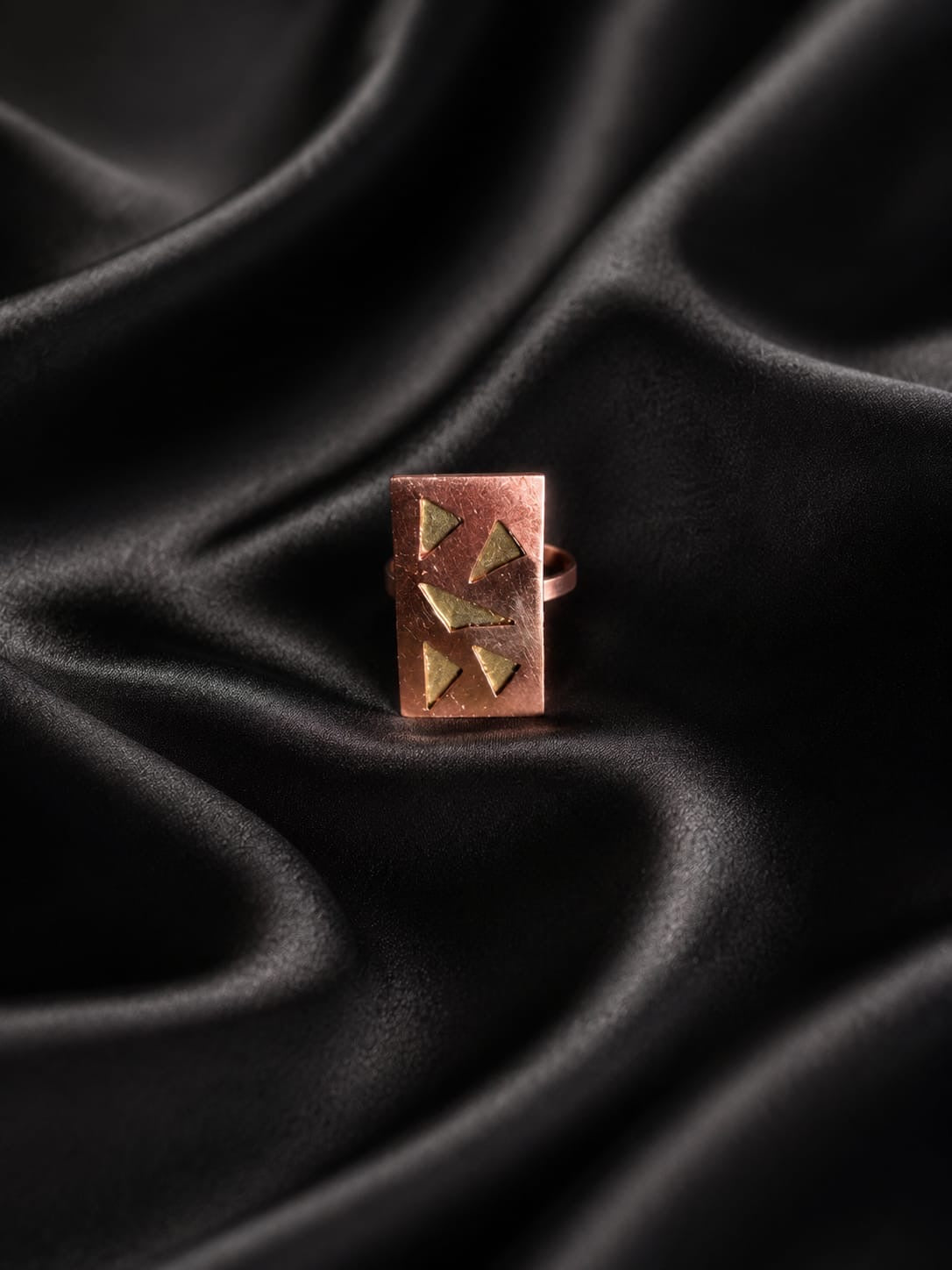 Ivanshika Copper & Brass Finger Ring