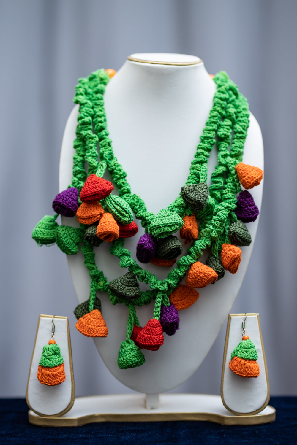 Medha Crochet Necklace & Earrings  set