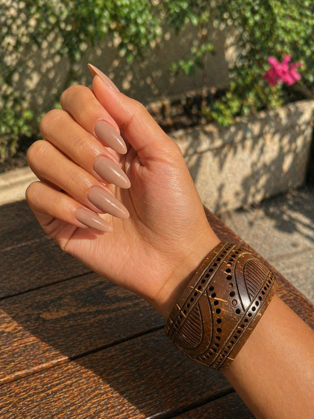Noya Coco Shell Bangle