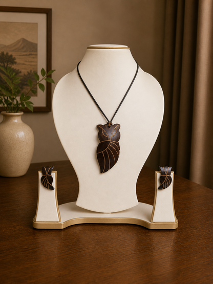 Anaya Coco Shell Necklace & Earring set