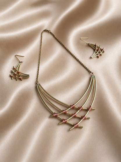 Vanyaa Copper & Brass Necklace & Earring set