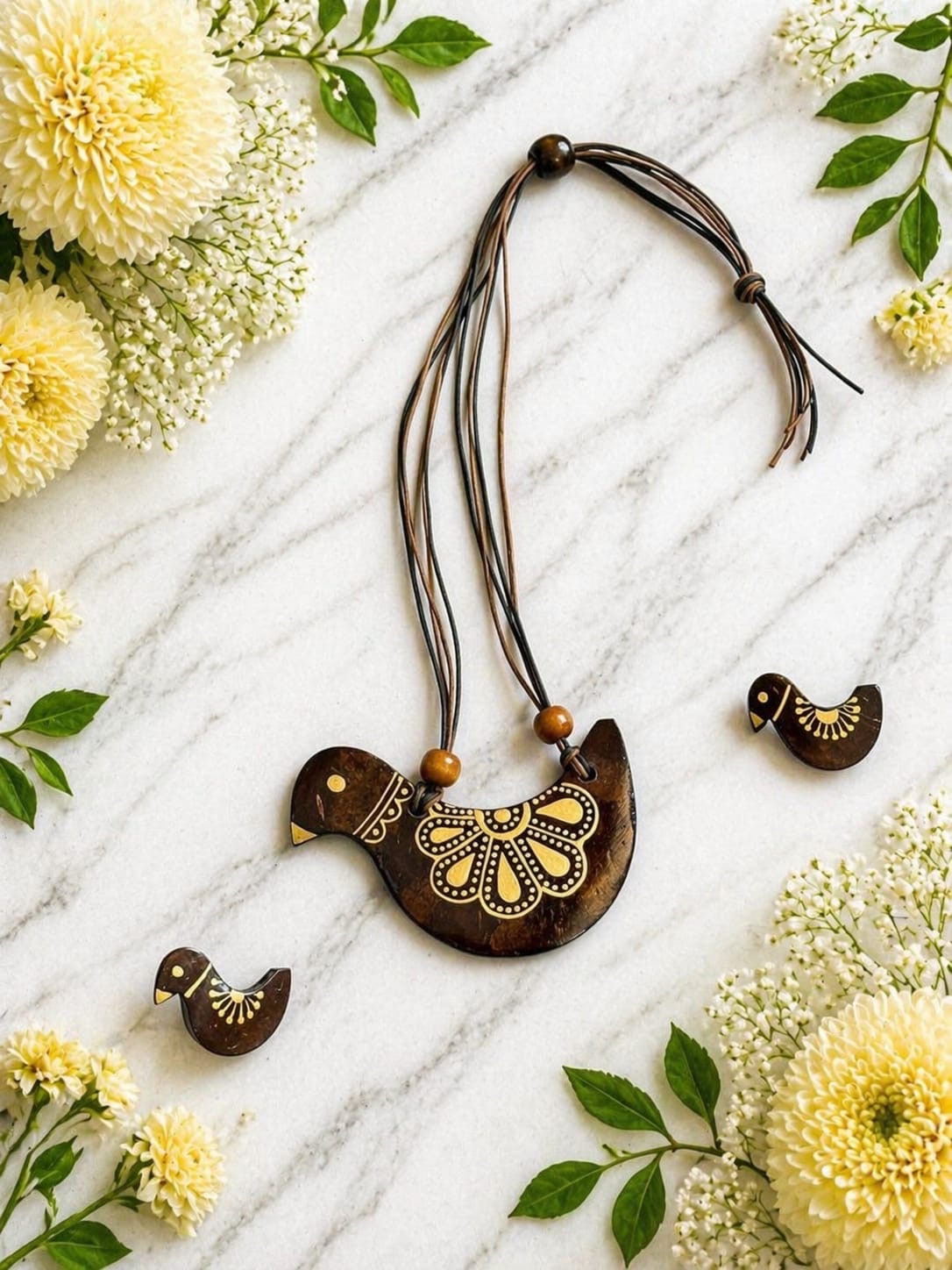 Cecilia Coco Shell Necklace & Earring set