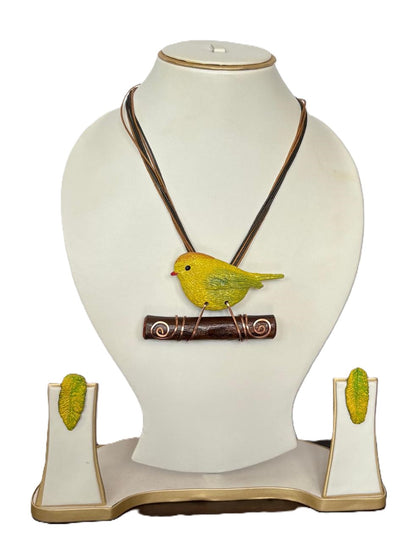 Pranshi Clay Necklace & Earring set