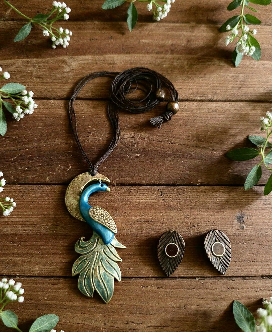 Shreenika Clay Necklace & Earring set