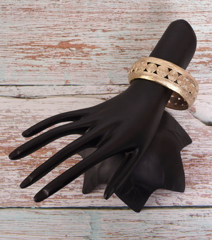 Bhuvi Dokra Bangle