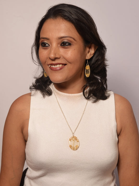 Isabella Resin Pendant & Earrings set