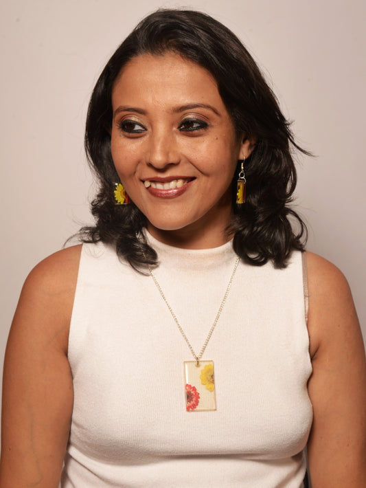 Diana Resin Pendant & Earrings set